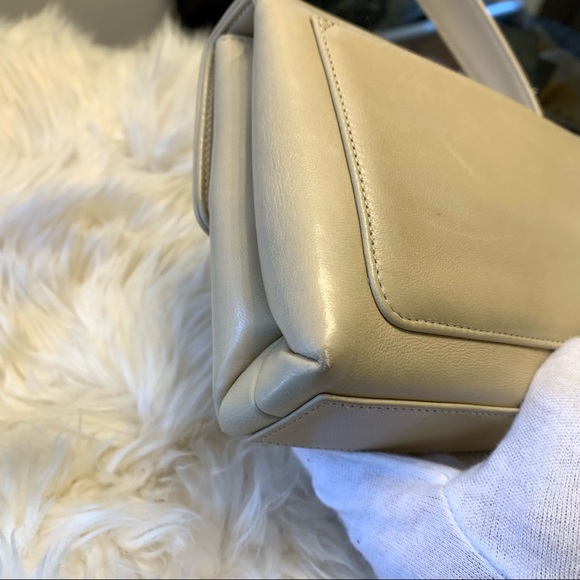 ❌SOLD❌Chanel vintage beige leather camellia mini handle Kelly bag - Picture 7 of 12